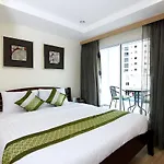 Icheck Inn Sukhumvit 22